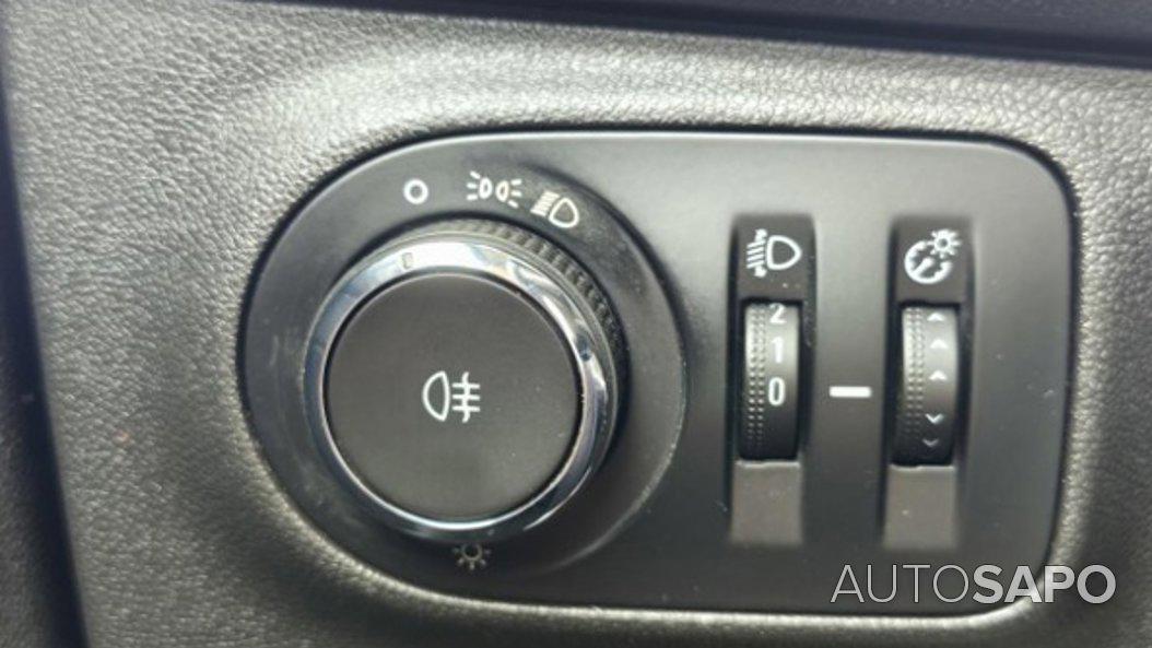 Opel Adam 1.0 T Black Jack de 2016