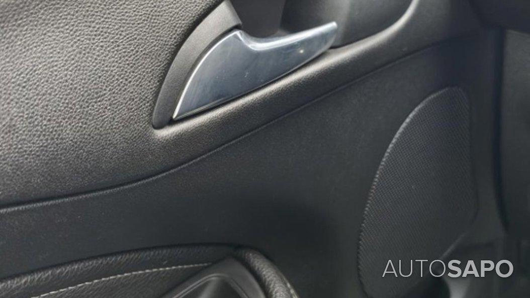 Opel Adam 1.0 T Black Jack de 2016