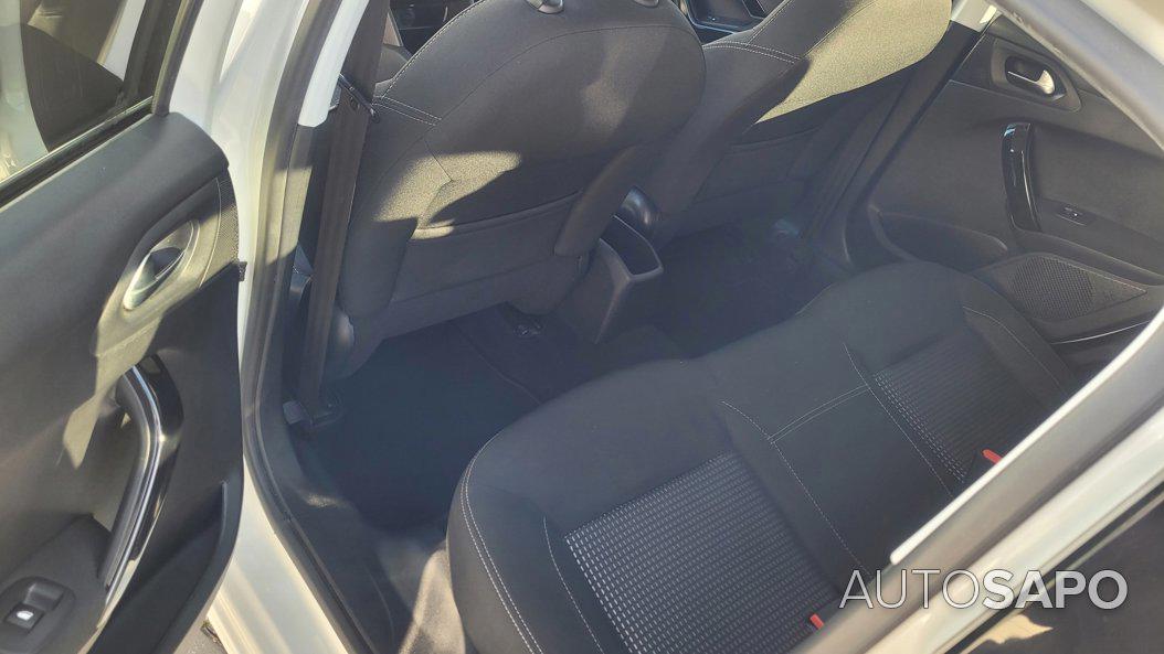 Peugeot 208 1.2 PureTech Allure de 2015