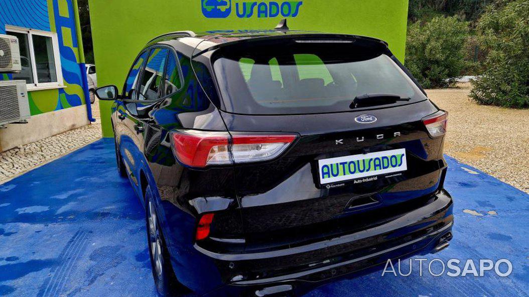 Ford Kuga 1.5 EcoBoost ST-Line de 2022