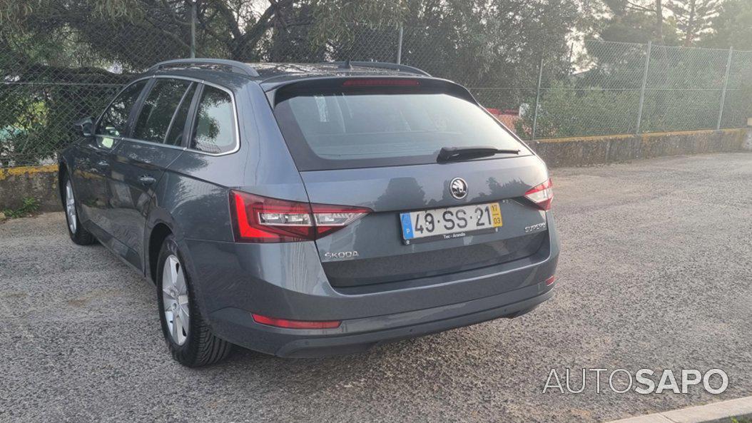 Skoda Superb 1.6 TDi Ambition DSG de 2017