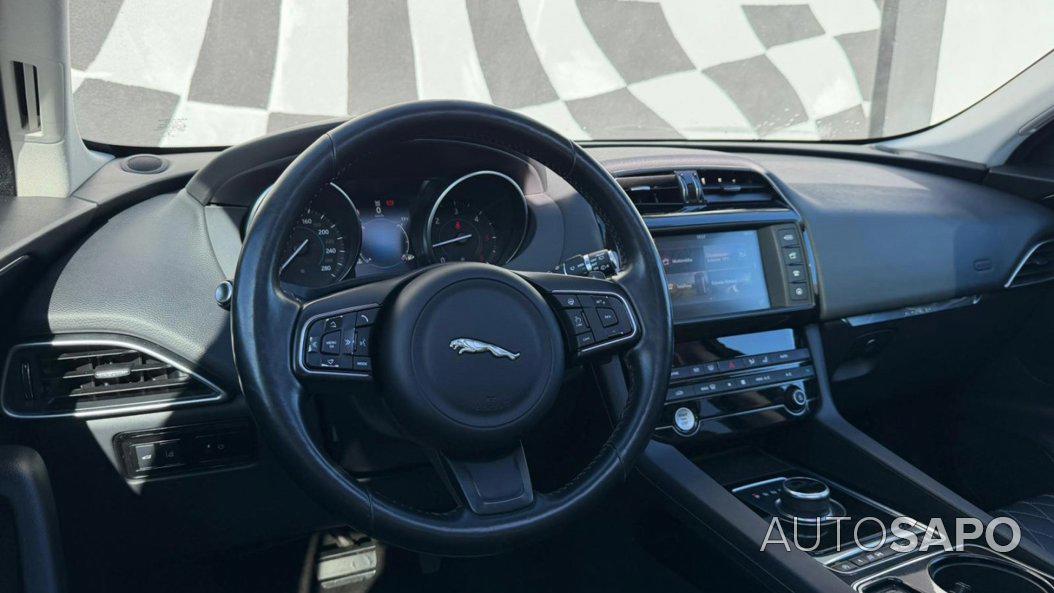 Jaguar F-Pace de 2017