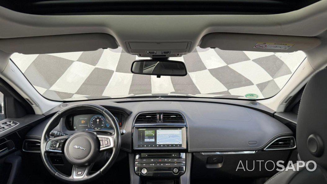 Jaguar F-Pace de 2017