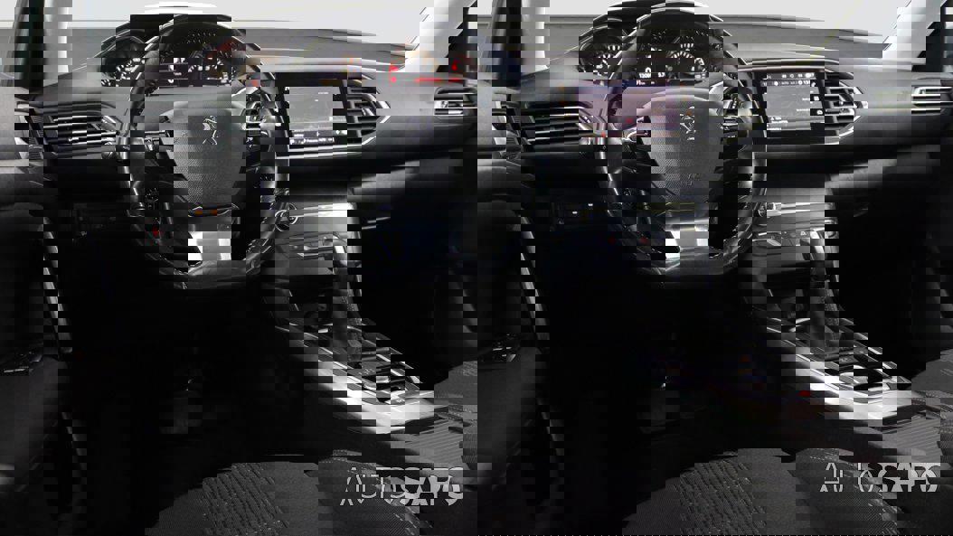 Peugeot 308 1.2 PureTech Allure EAT6 de 2018