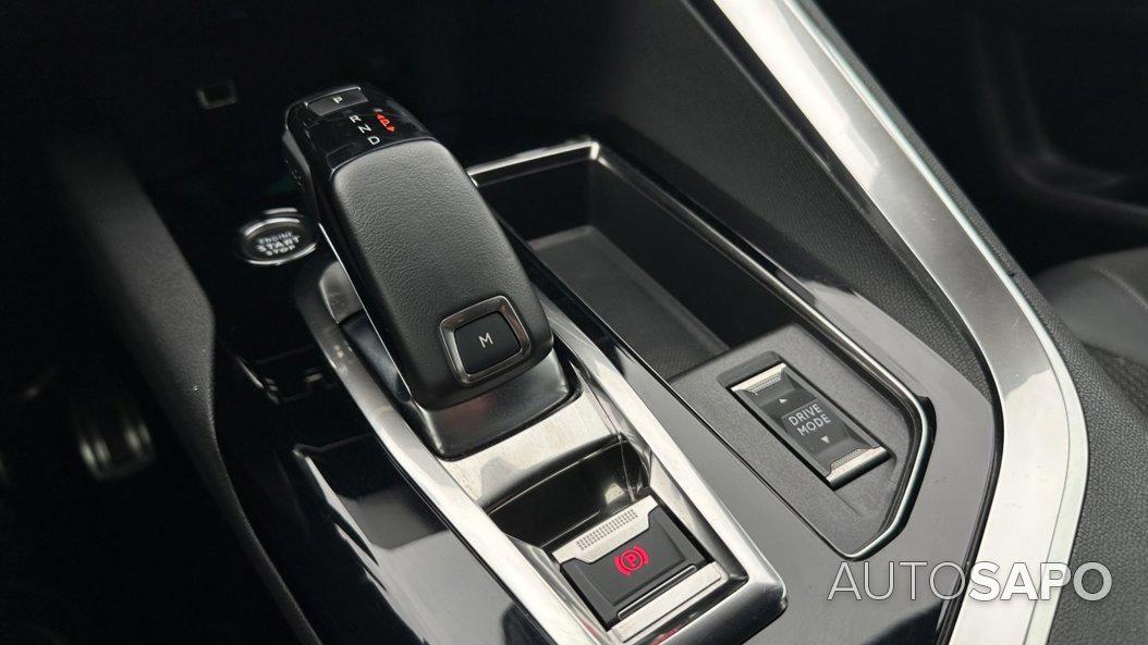 Peugeot 5008 de 2022