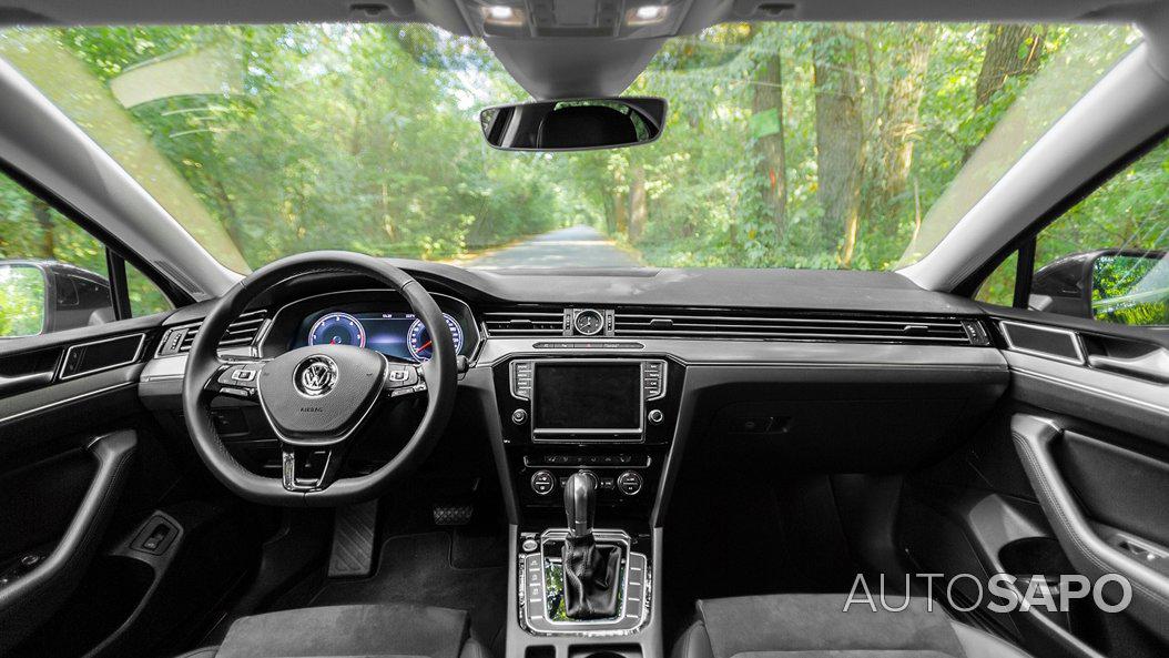 Volkswagen Passat 2.0 TDi Highline DSG 4Motion de 2015