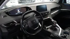 Peugeot 5008 1.2 PureTech Allure Grip Control de 2018