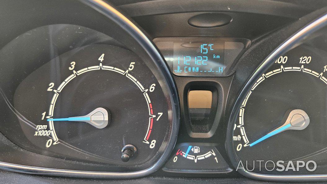 Ford Fiesta 1.0 T EcoBoost Titanium de 2016