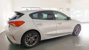 Ford Focus 1.0 EcoBoost ST-Line Aut. de 2021
