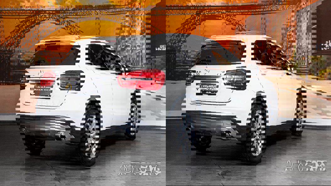 Mercedes-Benz Classe GLA de 2015