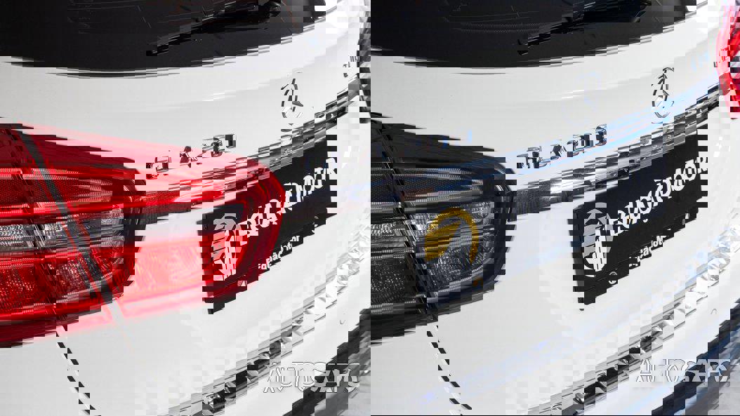 Mercedes-Benz Classe GLA de 2015