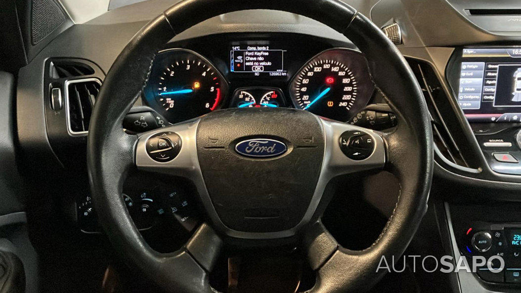 Ford Kuga de 2016