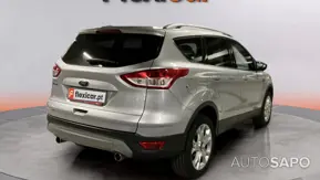 Ford Kuga de 2016