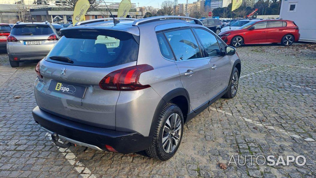 Peugeot 2008 1.2 PureTech Allure EAT6 de 2017