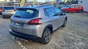 Peugeot 2008 1.2 PureTech Allure EAT6 de 2017