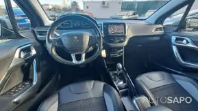 Peugeot 2008 1.2 PureTech Allure EAT6 de 2017