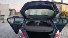 Opel Astra 1.4 Enjoy de 2004