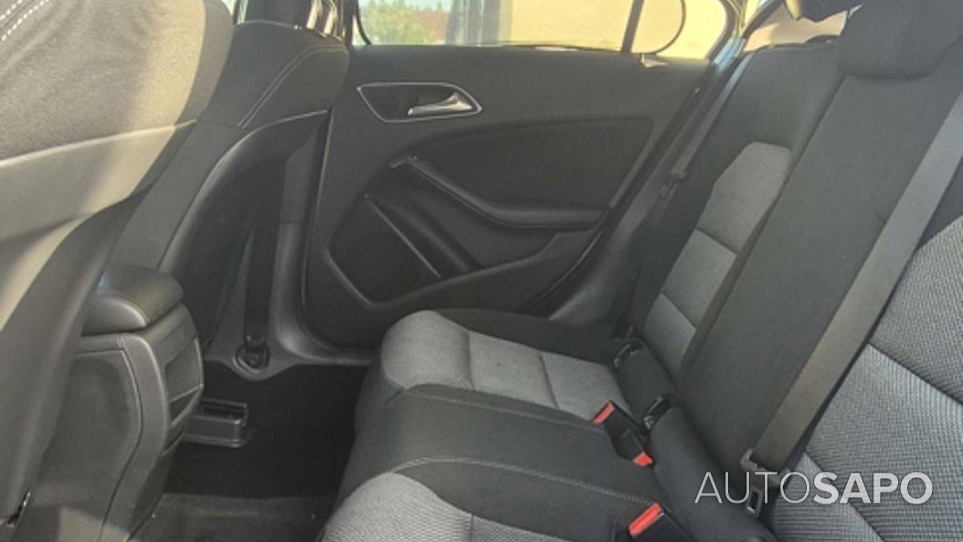 Mercedes-Benz Classe A 180 CDi B.E. de 2013