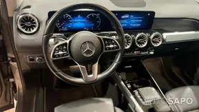Mercedes-Benz EQB de 2022