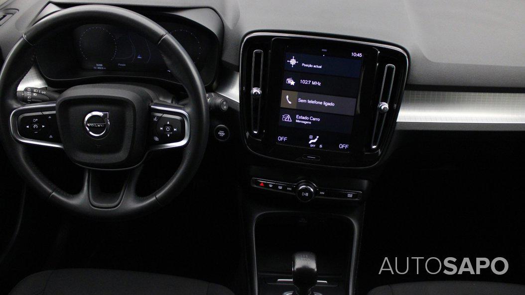 Volvo XC40 1.5 T2 Momentum de 2021