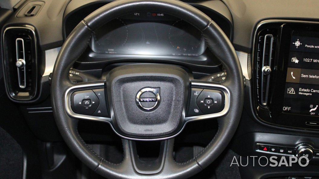 Volvo XC40 1.5 T2 Momentum de 2021