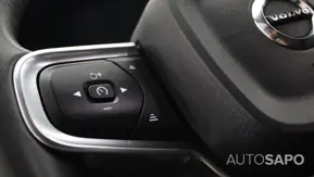 Volvo XC40 1.5 T2 Momentum de 2021
