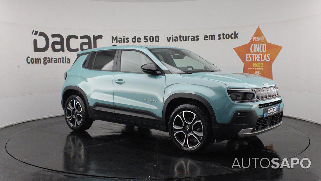 Jeep Avenger 54 kWh Summit de 2024