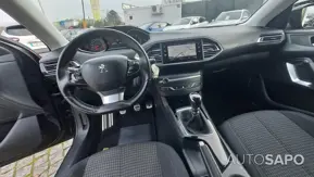Peugeot 308 1.2 PureTech Style J17 de 2020