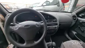 Ford Fiesta de 2000