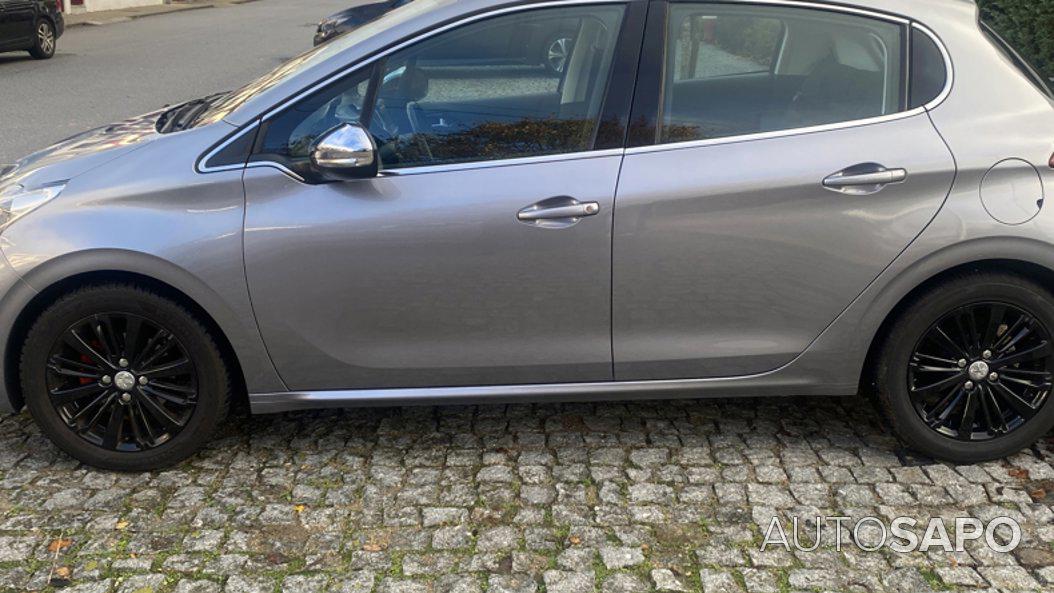 Peugeot 208 1.2 PureTech Allure de 2019