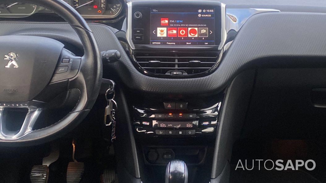 Peugeot 208 1.2 PureTech Allure de 2019