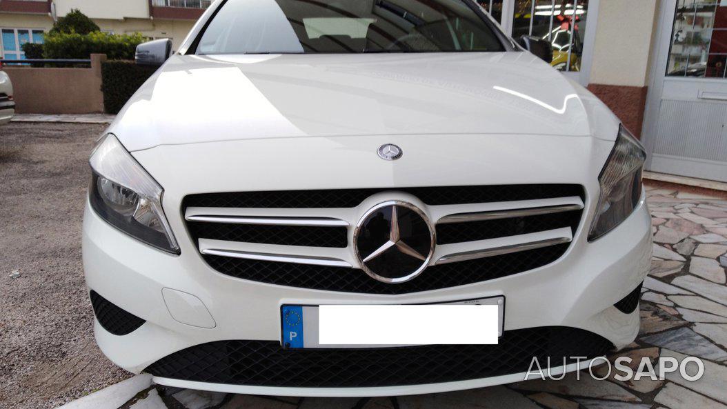 Mercedes-Benz Classe A 180 CDi BlueEfficiency Edition Style de 2013