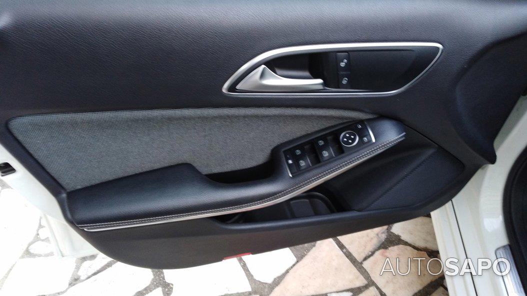 Mercedes-Benz Classe A 180 CDi BlueEfficiency Edition Style de 2013