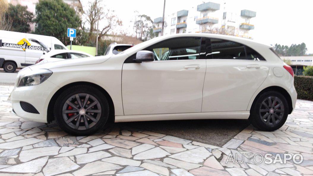 Mercedes-Benz Classe A 180 CDi BlueEfficiency Edition Style de 2013