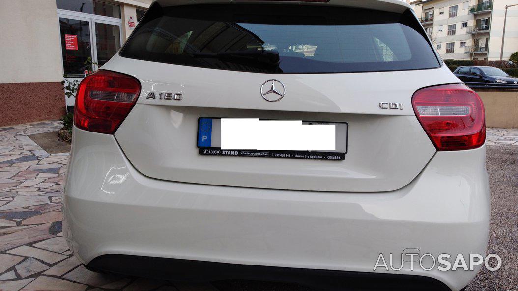 Mercedes-Benz Classe A 180 CDi BlueEfficiency Edition Style de 2013