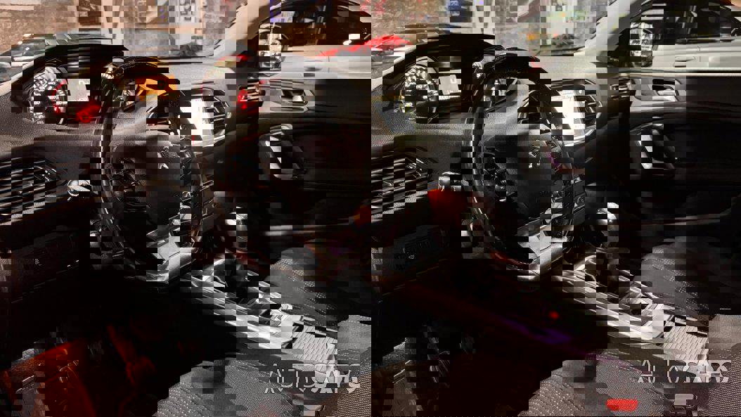 Peugeot 308 1.2 PureTech Active de 2016