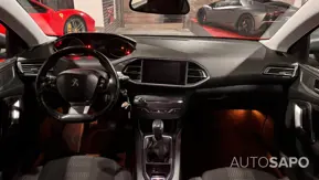 Peugeot 308 1.2 PureTech Active de 2016