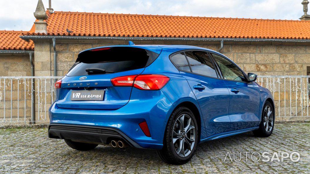 Ford Focus 1.0 EcoBoost MHEV ST-Line de 2020