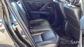 Toyota Avensis de 2011