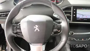 Peugeot 308 1.2 PureTech Style de 2019