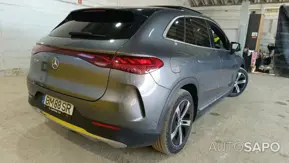 Mercedes-Benz EQE de 2024