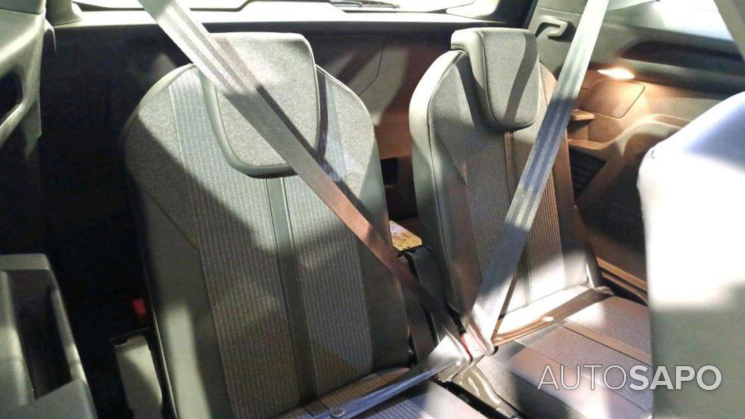 Peugeot 5008 1.5 BlueHDi Allure de 2021