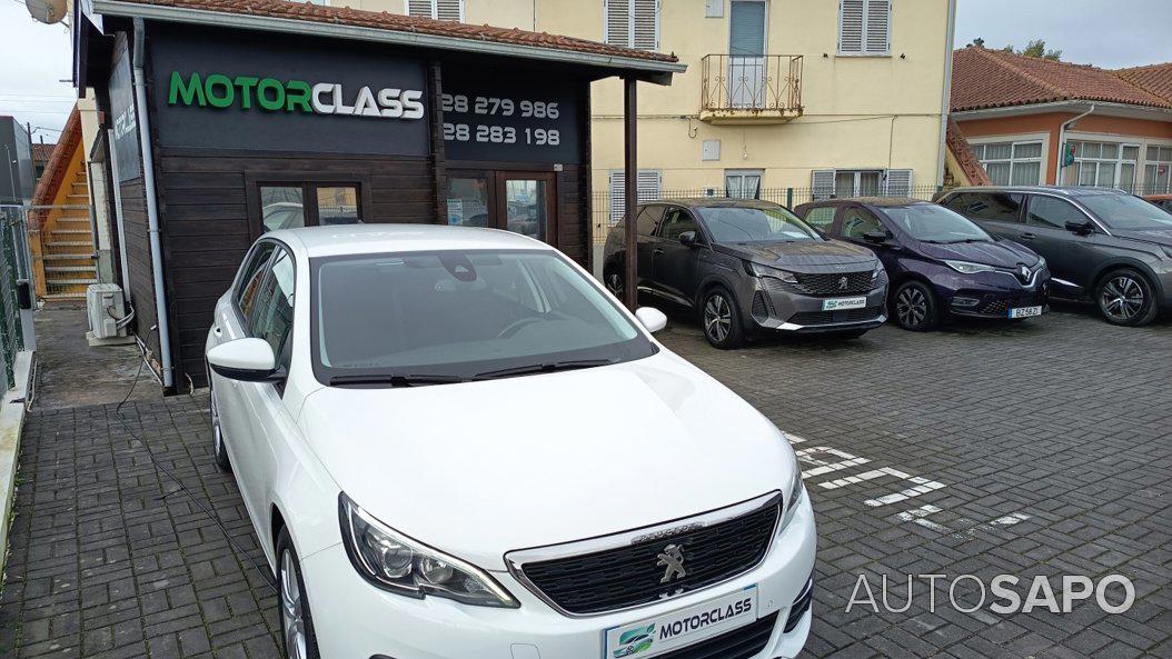 Peugeot 308 1.2 PureTech Style de 2019