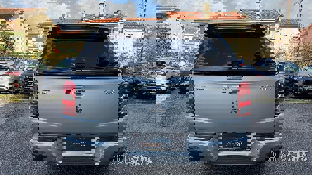 Mitsubishi L200 Strakar de 2017