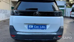 Peugeot 5008 de 2021