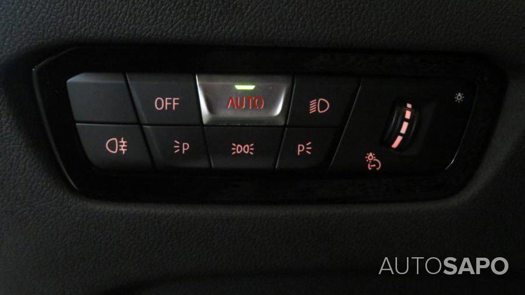 BMW Série 3 320 e Corporate Edition Auto de 2021