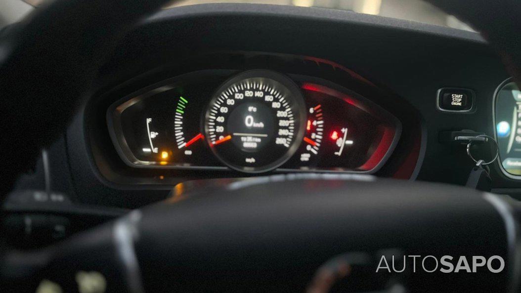 Volvo V40 2.0 D2 Momentum de 2015