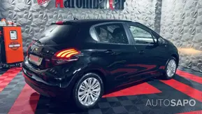 Peugeot 208 1.2 PureTech Style de 2017