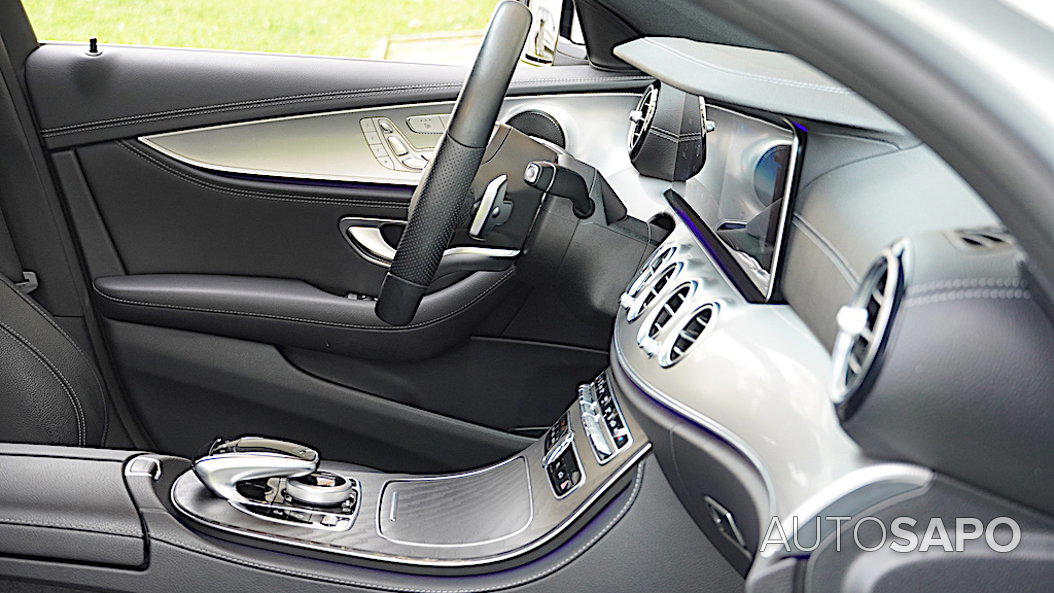 Mercedes-Benz Classe E 300 de AMG Line de 2020