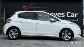 Peugeot 208 de 2014